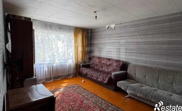 1-комн квартира ул Сенюкова, 3,  д. 3