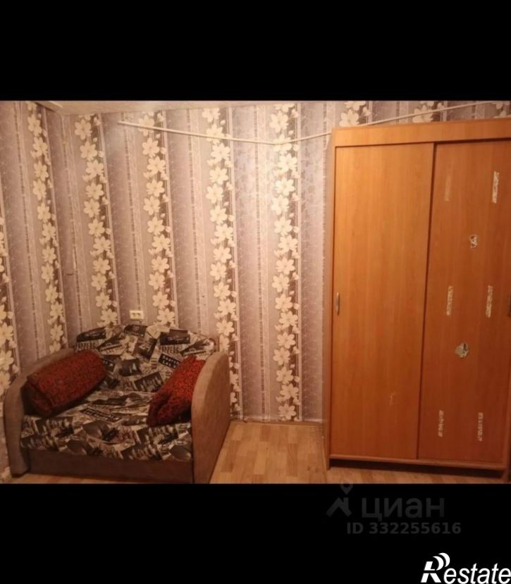 Комната ул Сенюкова, 47,  д. 47