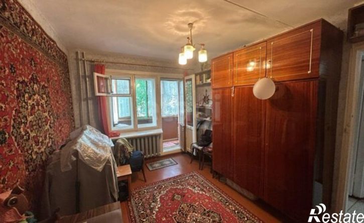 4-комн квартира пр-кт Космонавтов, 25,  д. 25