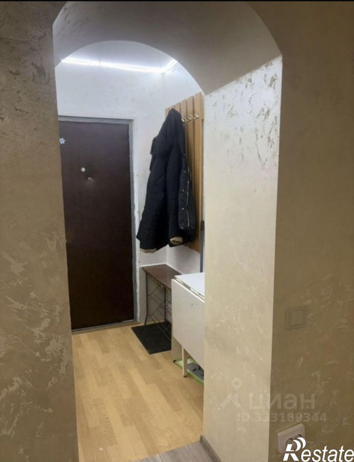 Комната ул Сенюкова, 47,  д. 47