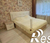 3-комн, 59кв м, этаж 1/5 проспект Космонавтов, 25