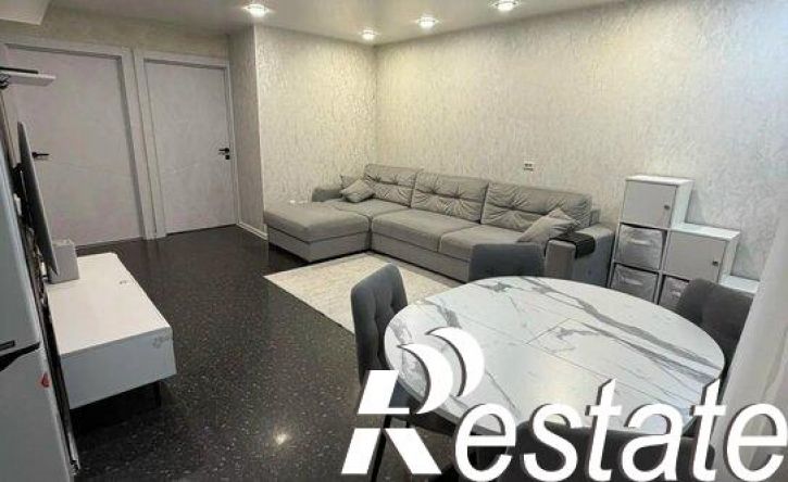3-комн квартира проспект Космонавтов, 25,  д. 25