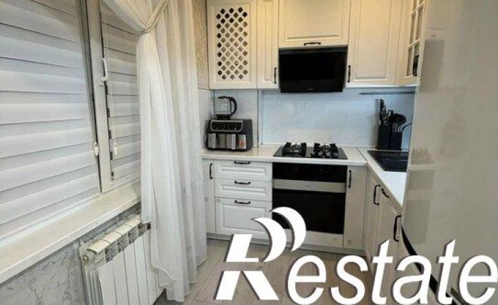 3-комн квартира проспект Космонавтов, 25,  д. 25