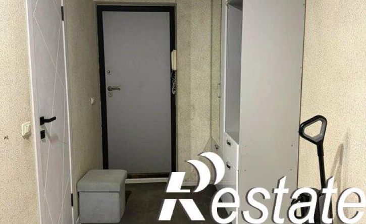3-комн квартира проспект Космонавтов, 25,  д. 25