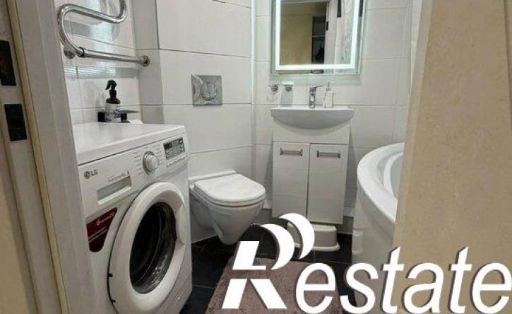 3-комн квартира проспект Космонавтов, 25,  д. 25