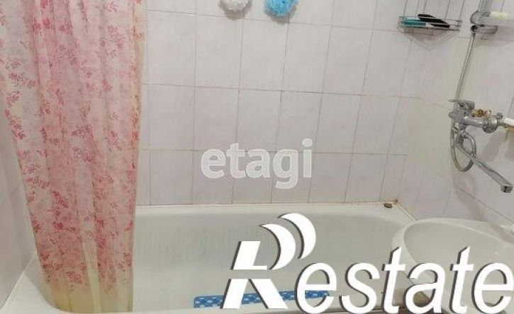 4-комн квартира Интернациональная улица, 57,  д. 57