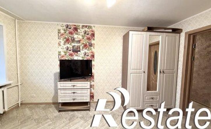 3-комн квартира улица Оплеснина, 17,  д. 17