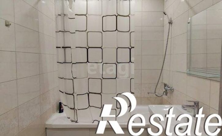 3-комн квартира улица Дзержинского, 43,  д. 43