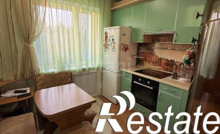 2-комн квартира улица 40 лет ГВФ, 32,  д. 32