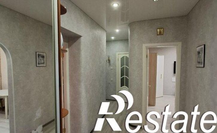 3-комн квартира Интернациональная улица, 58,  д. 58